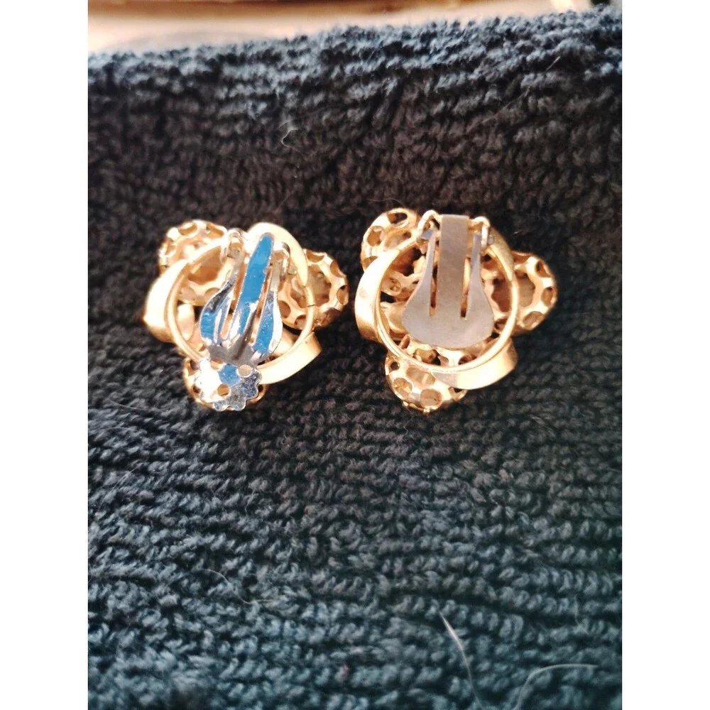 Clip on earring and Pin set Iridescent Rhinestone
